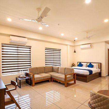 Kumbanad Heritage Hotel Vennikulam Zewnętrze zdjęcie