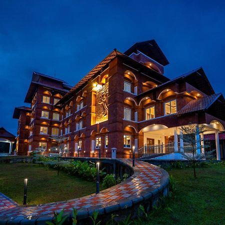 Kumbanad Heritage Hotel Vennikulam Zewnętrze zdjęcie