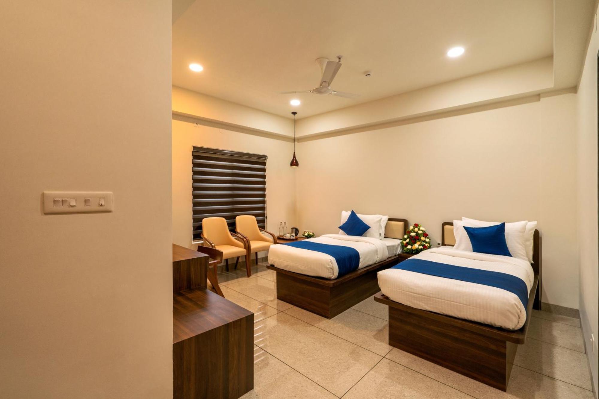 Kumbanad Heritage Hotel Vennikulam Zewnętrze zdjęcie