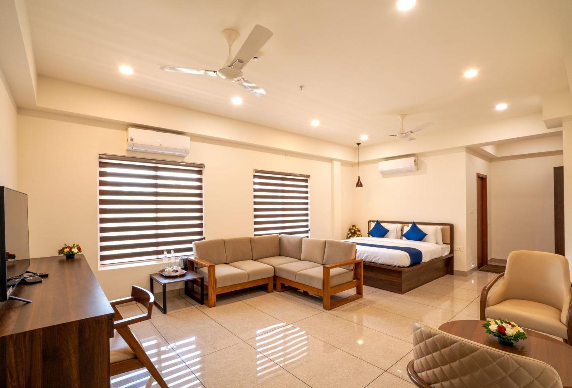 Kumbanad Heritage Hotel Vennikulam Zewnętrze zdjęcie