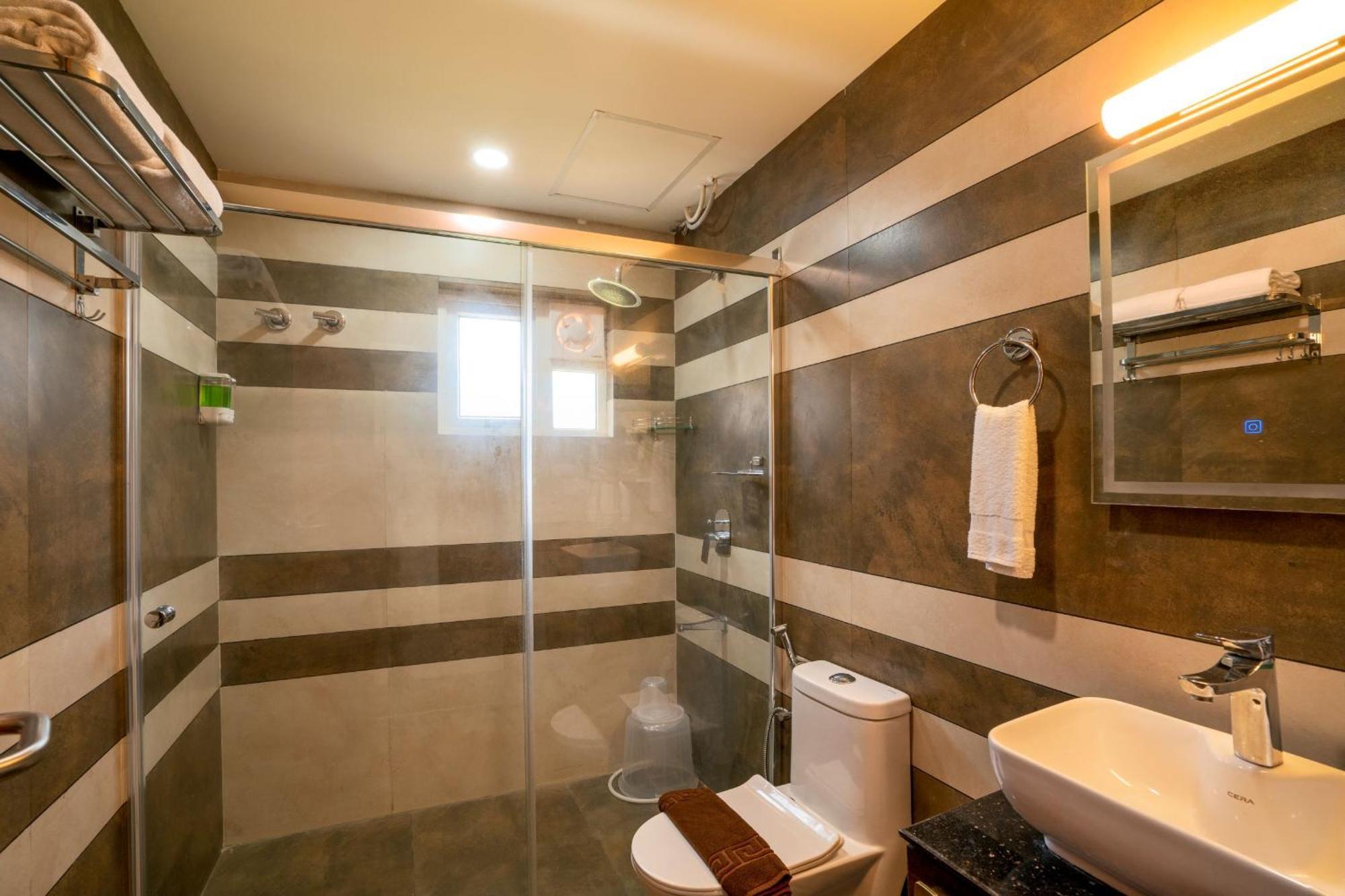Kumbanad Heritage Hotel Vennikulam Zewnętrze zdjęcie